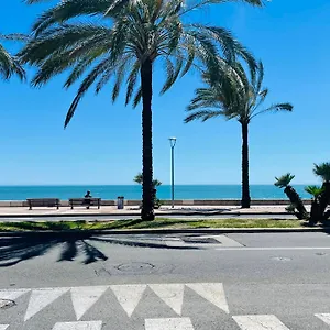 Cocon Douillet Face à La De Sur , Cagnes-sur-Mer France
